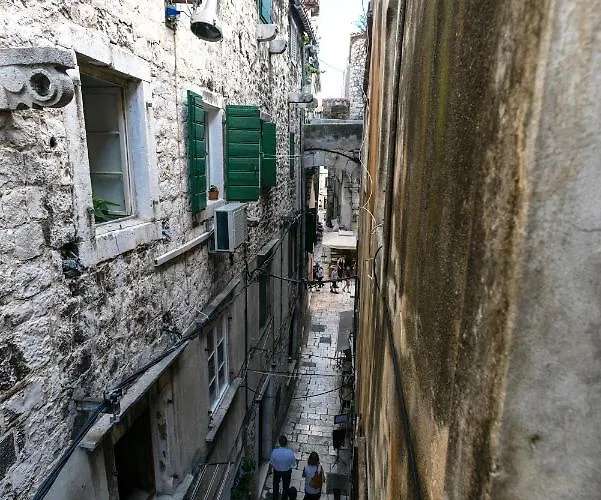 דירה The Maritime Floor