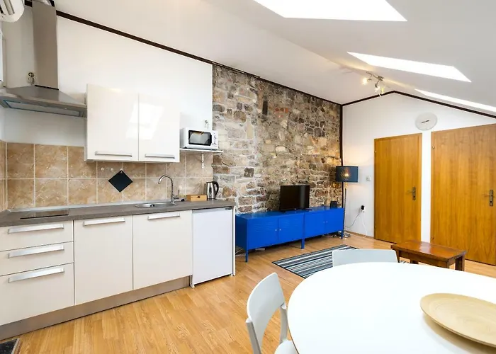 The Maritime Floor דירה